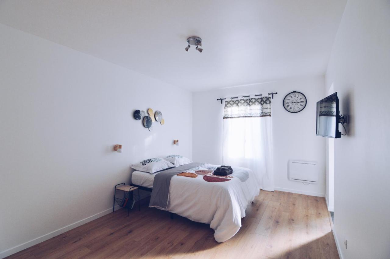 Studios Lsquare-Residence ชาเตลโฮ ภายนอก รูปภาพ