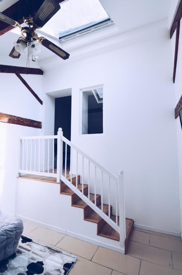Studios Lsquare-Residence ชาเตลโฮ ภายนอก รูปภาพ